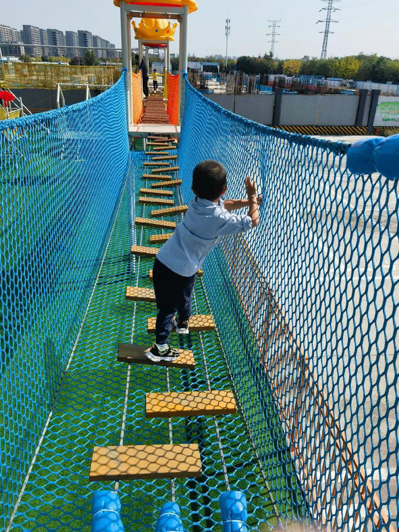 亲子乐园先锋花园分理处